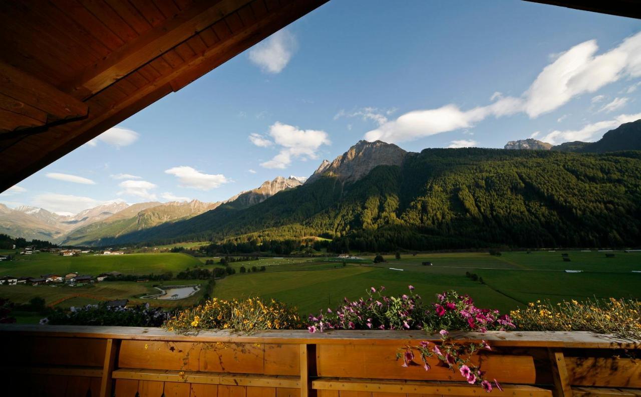 Hotel Kranebitt Val di Vizze Bagian luar foto